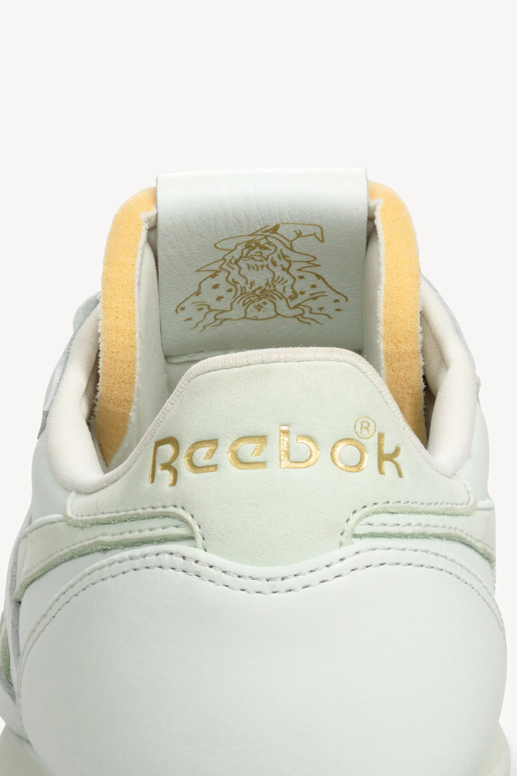 Aries x Reebok Classic