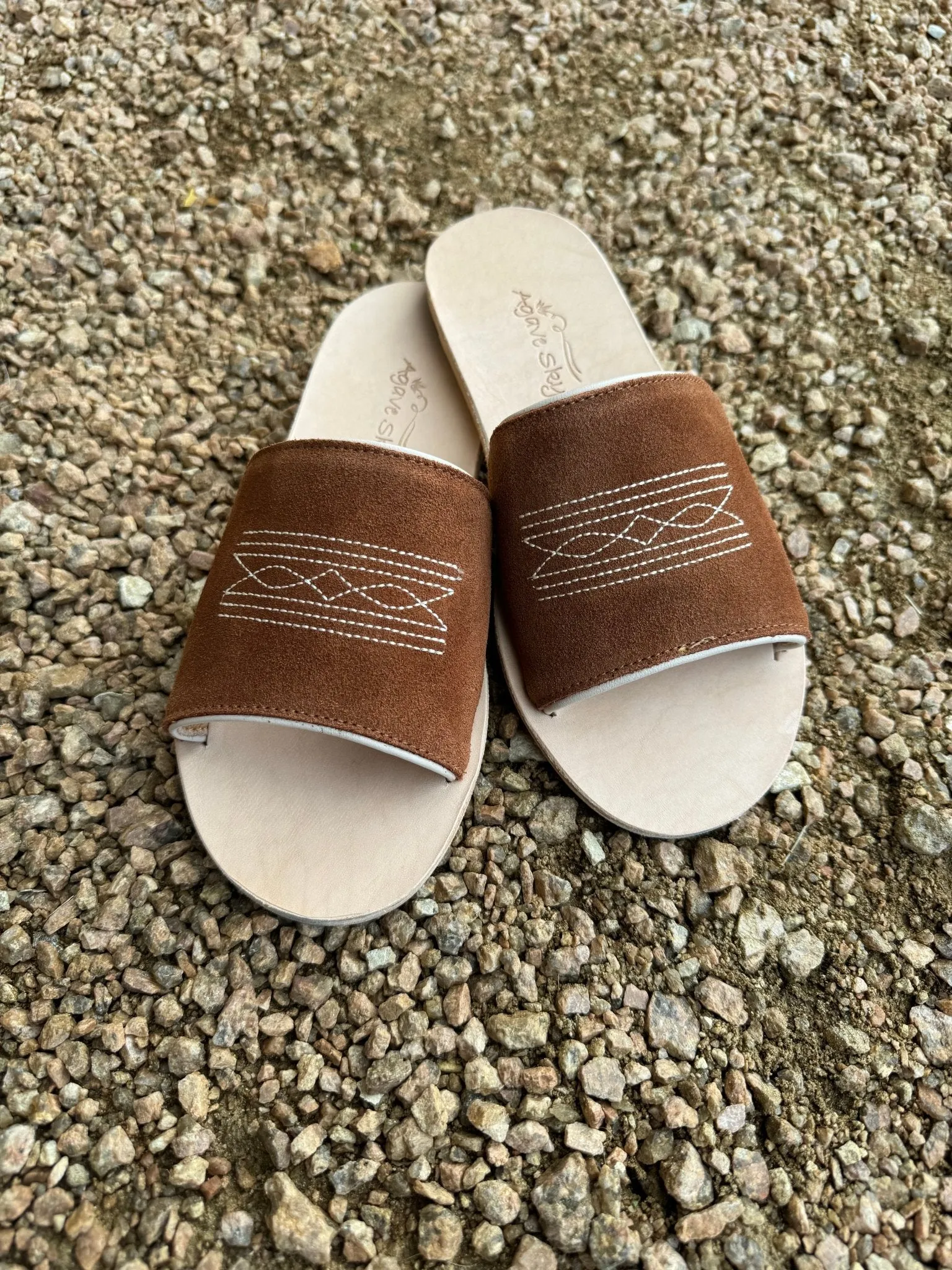 Boot Stitch Cowhide Slides - Rust