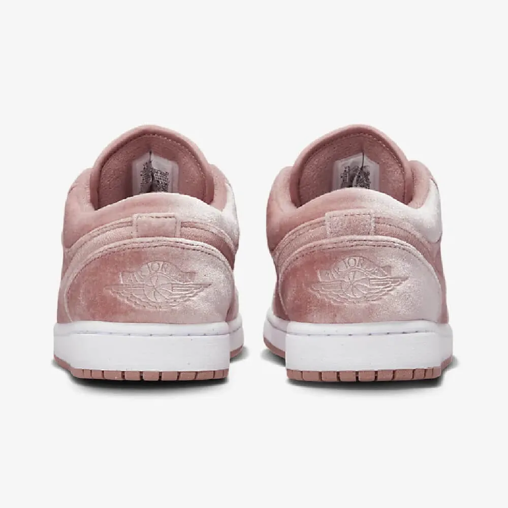 Nike Air Jordan 1 Low SE sneakers, pink/white