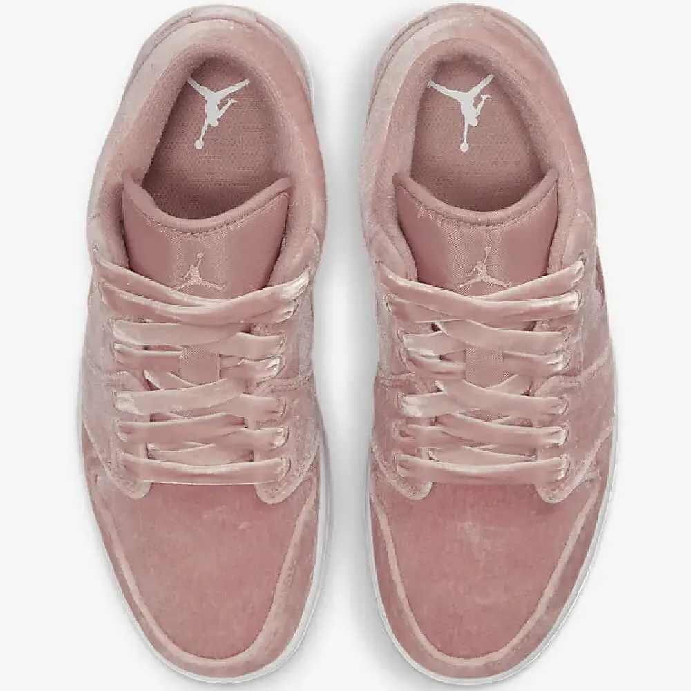 Nike Air Jordan 1 Low SE sneakers, pink/white