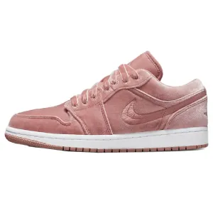 Nike Air Jordan 1 Low SE sneakers, pink/white