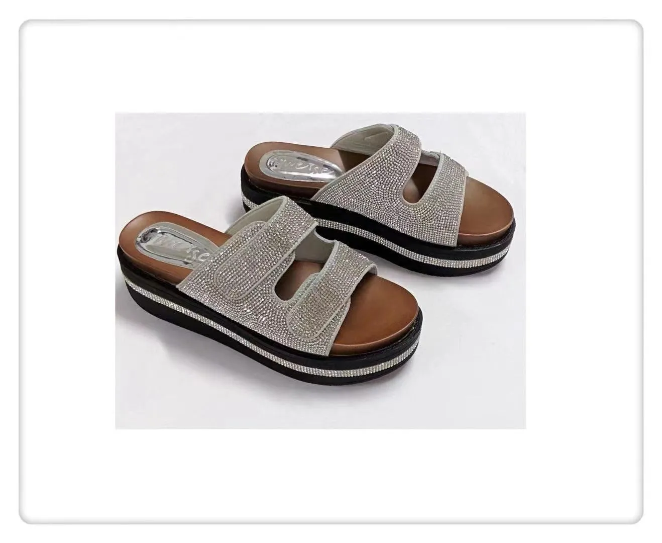 SKYLAR Leather slides